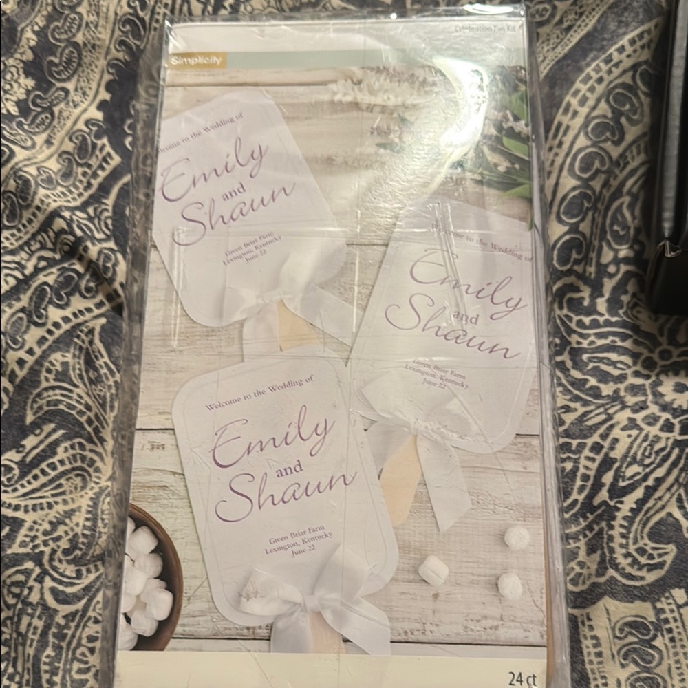 Simplicity White Wedding Fans